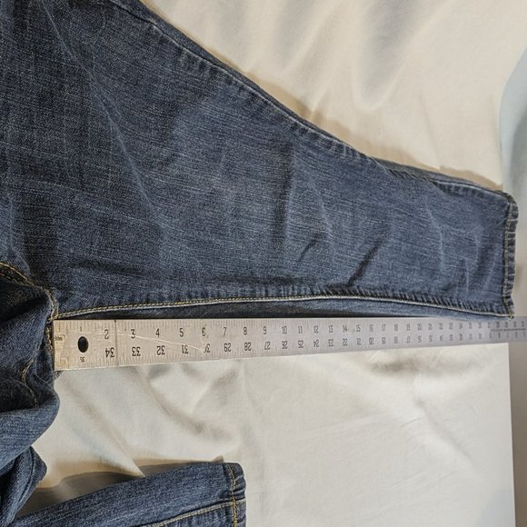 Miley Cyrus Max Azria Jeans size 3 EUC! - Picture 5 of 15